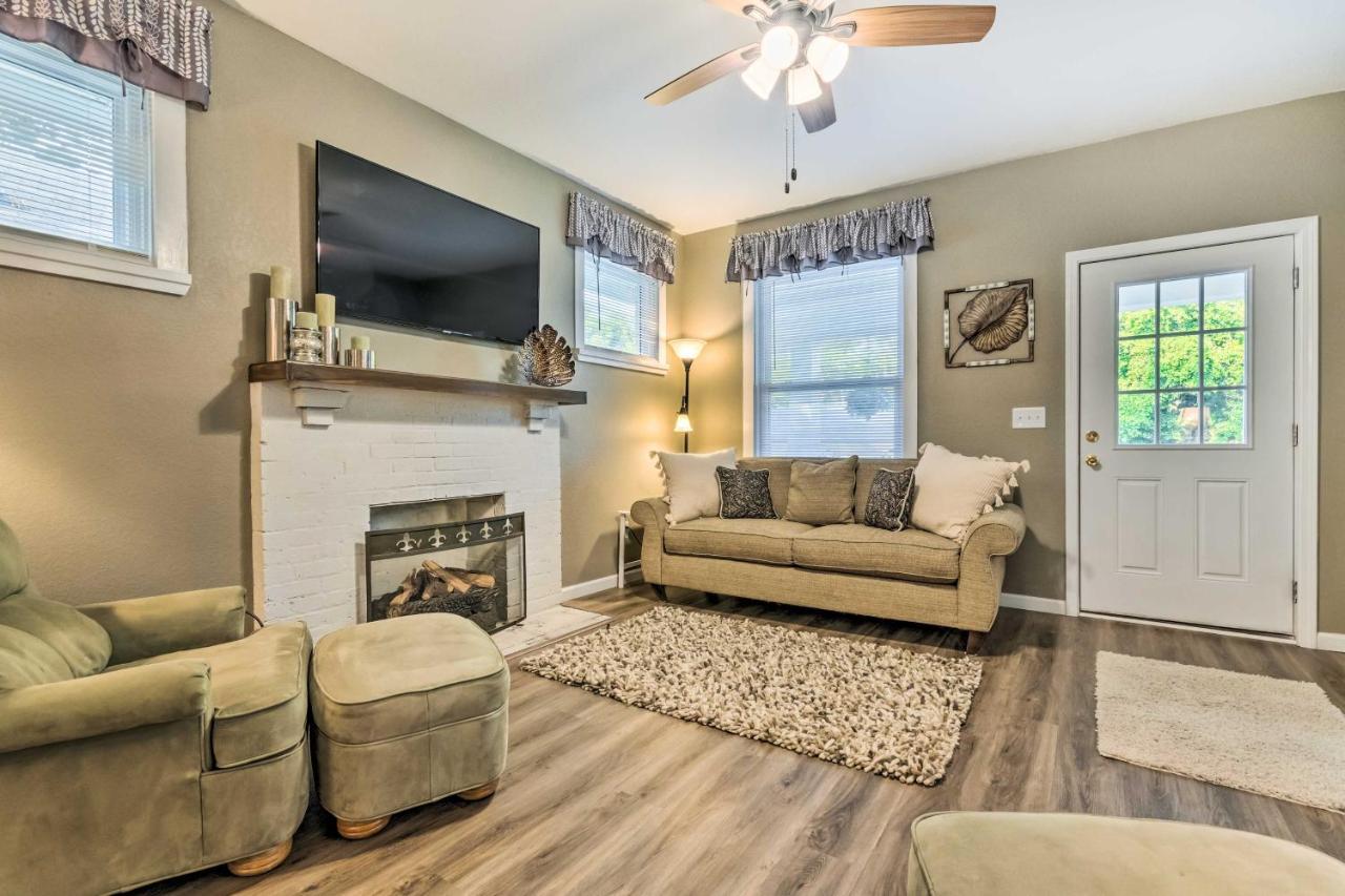 Remodeled Downtown Hot Springs Home With Porch Ngoại thất bức ảnh
