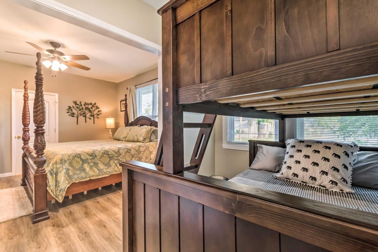 Remodeled Downtown Hot Springs Home With Porch Ngoại thất bức ảnh