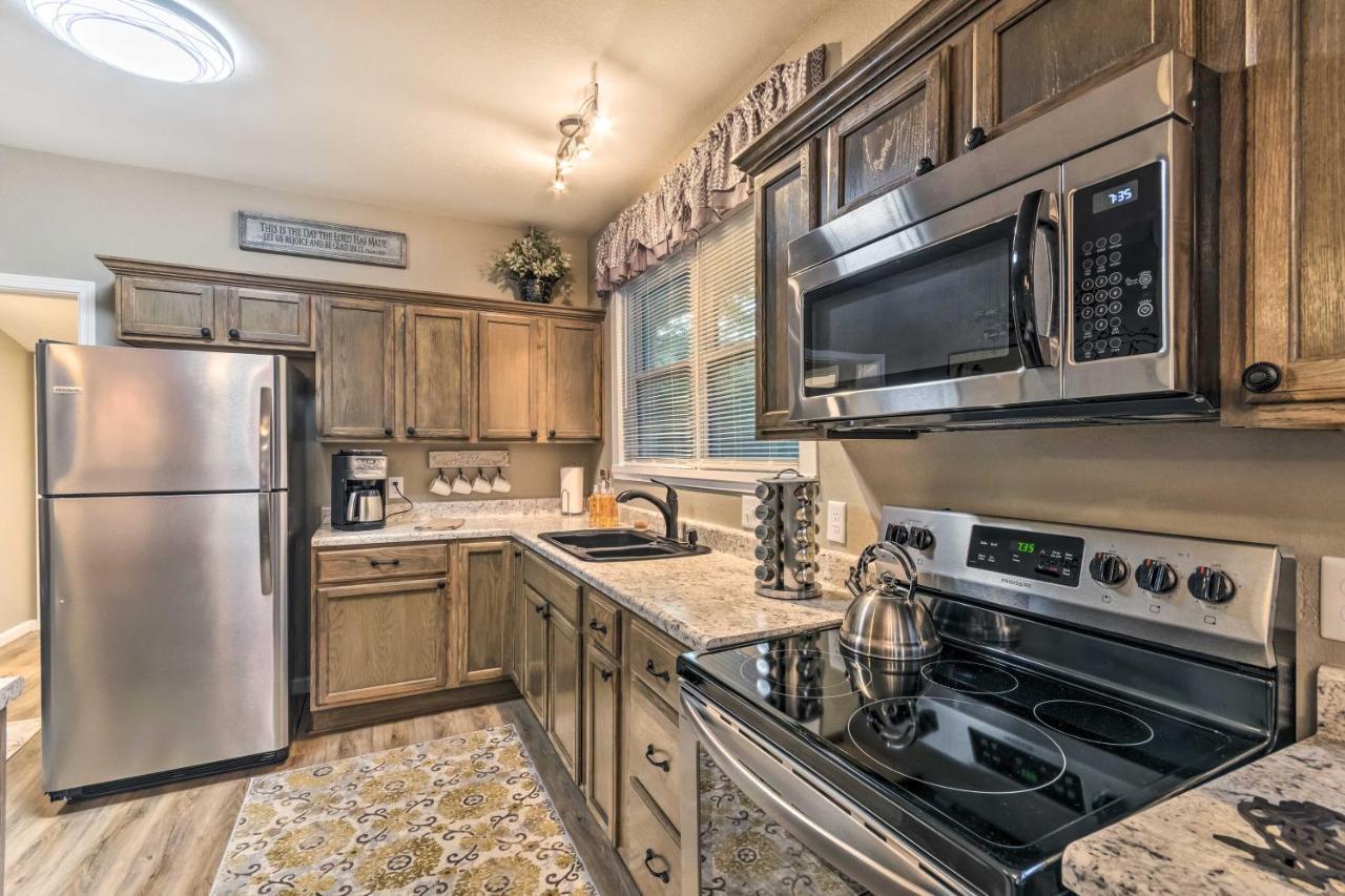 Remodeled Downtown Hot Springs Home With Porch Ngoại thất bức ảnh